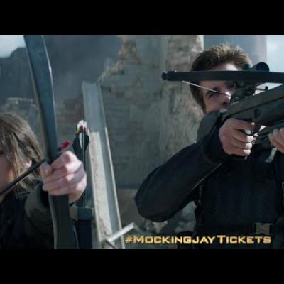 Ο Josh Hutcherson ζητά να σταματήσει η επανάσταση στο νέο σποτ του «Mockingjay»