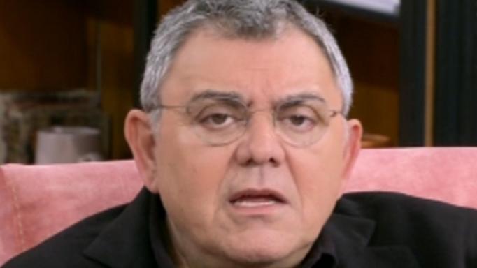 Τάκης Χατζής: «Εγώ έτσι κάνω τις ερωτήσεις τι να κάνουμε;»