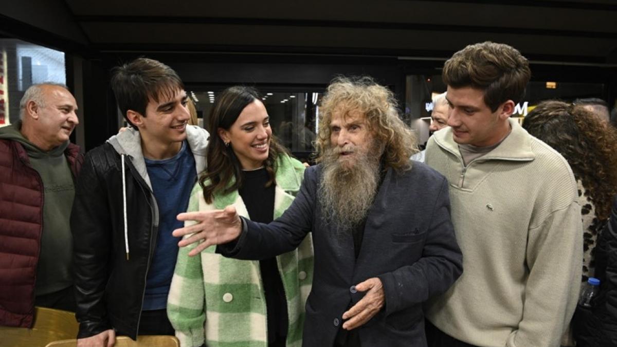 Οι συντελεστές του «Σασμού» συνάντησαν τον Ψαραντώνη