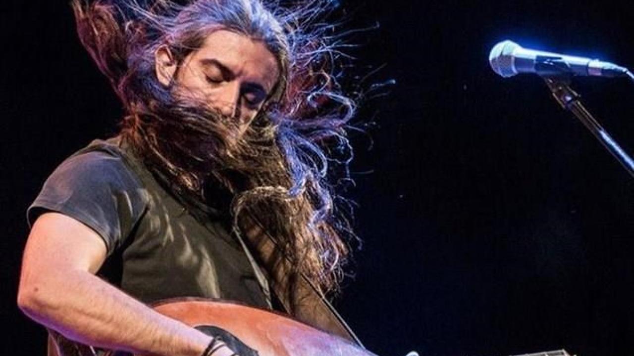 Ο Γιάννης Χαρούλης στο VOX - Έρχεται για 4 εμφανίσεις