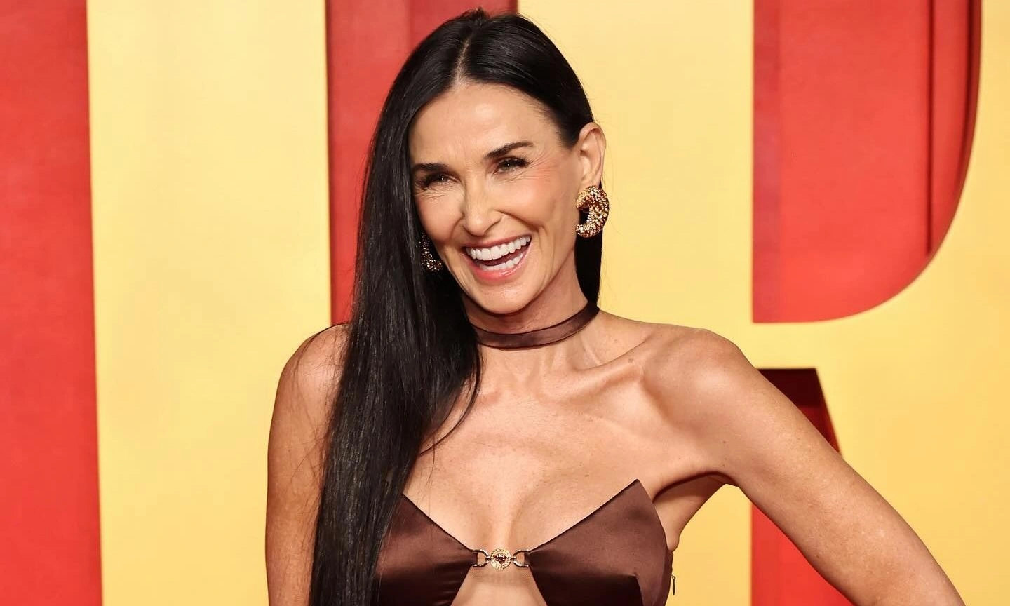 Demi Moore: Οι φήμες για πλαστικές επεμβάσεις & η αλήθεια πίσω από τη νεανική της εμφάνιση!